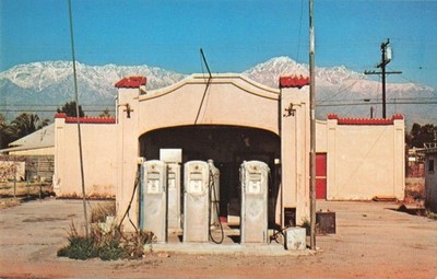 Rancho Cucamonga California, Richfield Gas Station Route 66, Vintage Postcard