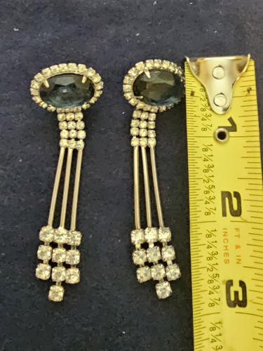 Orecchini pendenti vintage strass blu e trasparenti lunghi 2,75" eleganti bling traforati - Foto 3 di 6