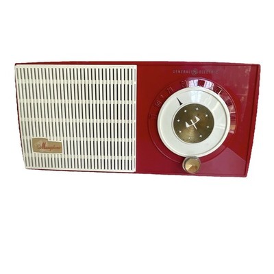 Vintage Red White 1955 General Electric Model 471 AM Tube Radio Retro Decor