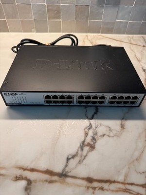 D-Link  DGS (DGS-1024D) 24-Ports External Switch