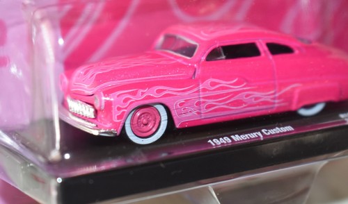 M2 Machines 1949 Mercury Custom - Pink Flames TARGET EXCLUSIVE NEW - Picture 3 of 7