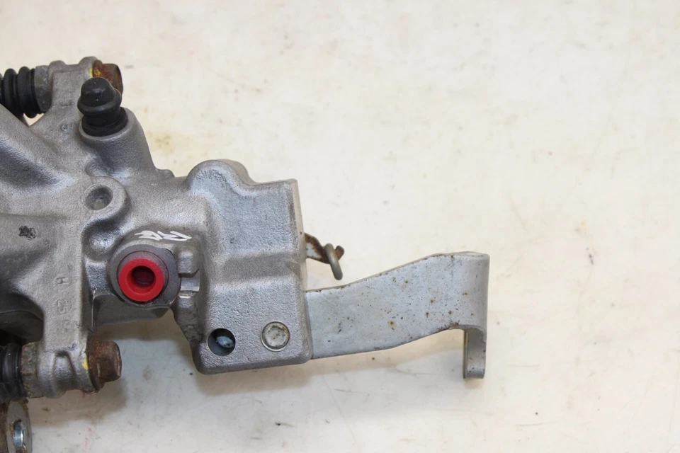 Juego de pinzas de freno Mazda MX-5 Miata 2006-2015 OEM LE105 Foto 3 de 4