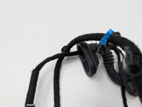 Tesla Model 3 Rear Right Door Wiring 3067966-00-A OEM - Picture 7 of 21