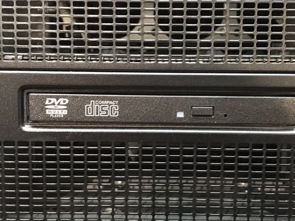 HP DL380p G8 8 bay SFF Two E5-2630 128GB 2x 750W PSU P420i 512MB NIC iLO Adv - Image 2 of 4