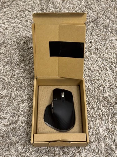 BARELY USED Logitech MX Master 3S Wireless Mouse - Graphite