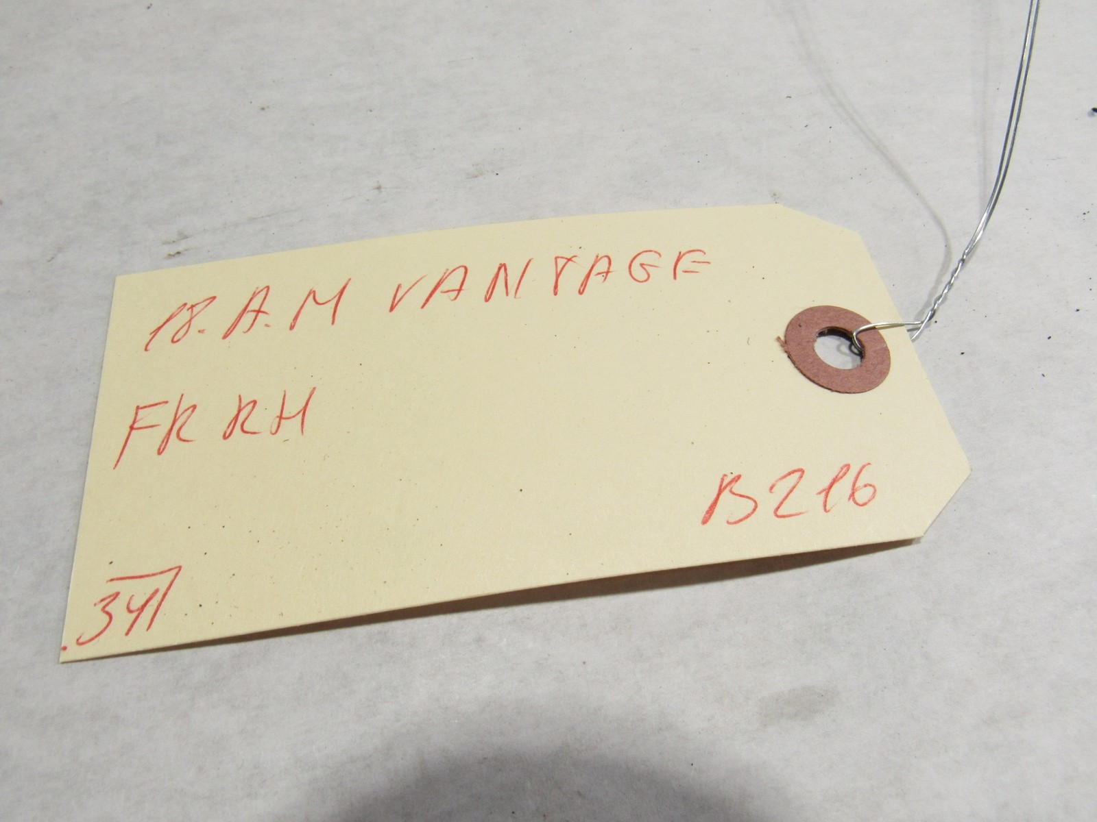 18-21 Aston Martin Vantage 2019 Right Window Weatherstrip Seal Rubber Gasket :O