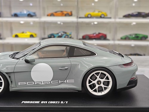 GT Spirit 1:18 PORSCHE 911 992 S/T Limited Edition Simulated Car Model - Picture 7 of 18