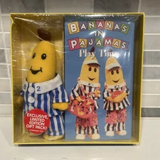 Bananas in Pajamas 7" Plush & Play Time VHS 1997 TOMY New Vintage Box Set
