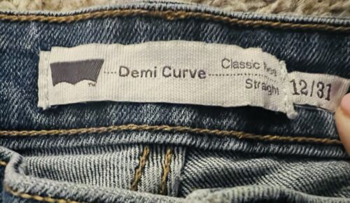 Levi Jeans Damen Größe 12 Demi Curve Straight Medium Wash Denim 31 Länge - Bild 4 von 9