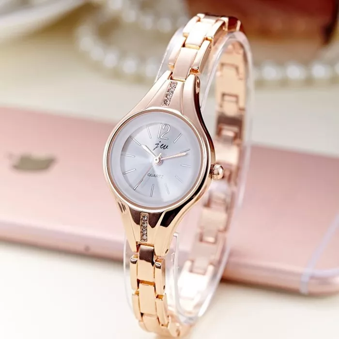 Women s Stylish Rose Gold Round Shiny Rhinestone Dress Quartz Bracelet Watches