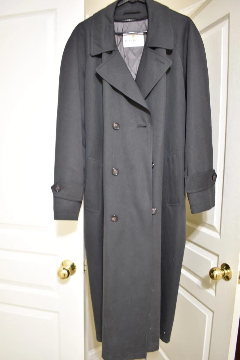 Men s Bill Blass Trench coat 40r