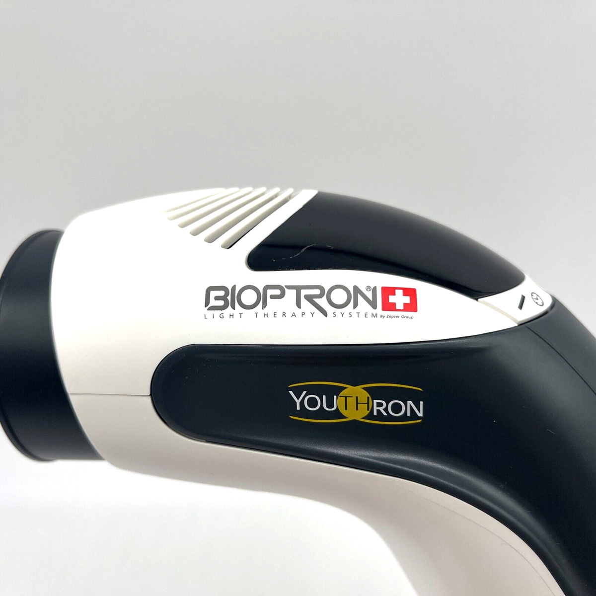 Bioptron YouTHron LIGHT THERAPY 100-240V With Case and Stand Bioptron YouTHron LIGHT THERAPY 100-240V With Case and Stand
