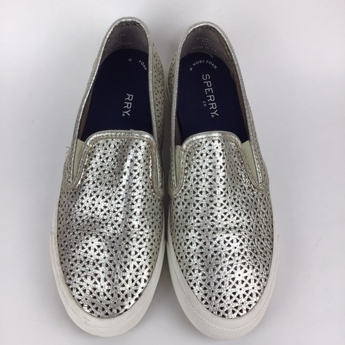 sperry seaside sneaker