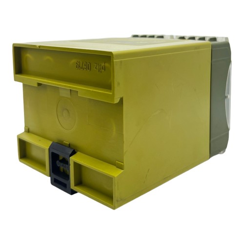 Pilz PNOZ124VDC3S1Ö Sicherheitsrelais 475695 24V DC 3,5W 230V 5A DC13 24V 7A - Picture 5 of 12