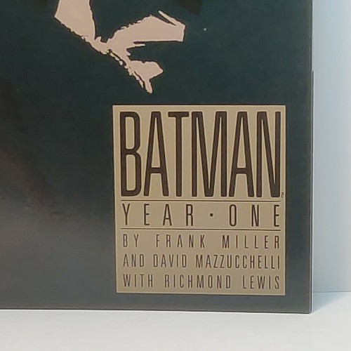 Batman: Year One Trade Paperback Graphic Novel DC Frank Miller - Picture 6 of 11