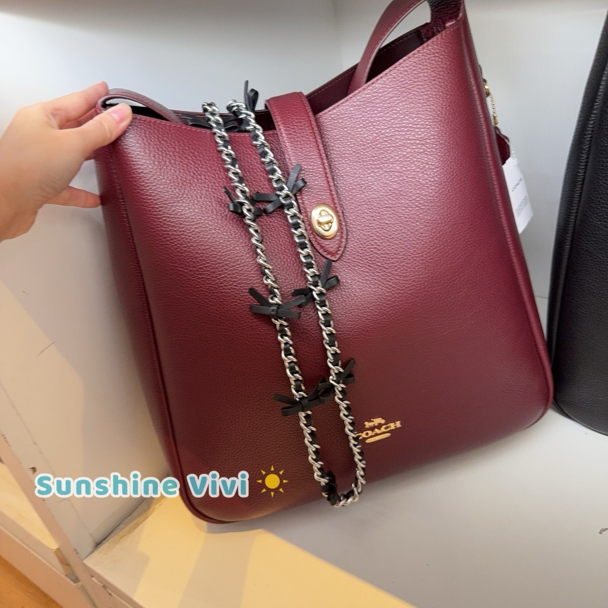 NWT Coach Leather Chain Strap With Bows Silver/Black Dust Bag 