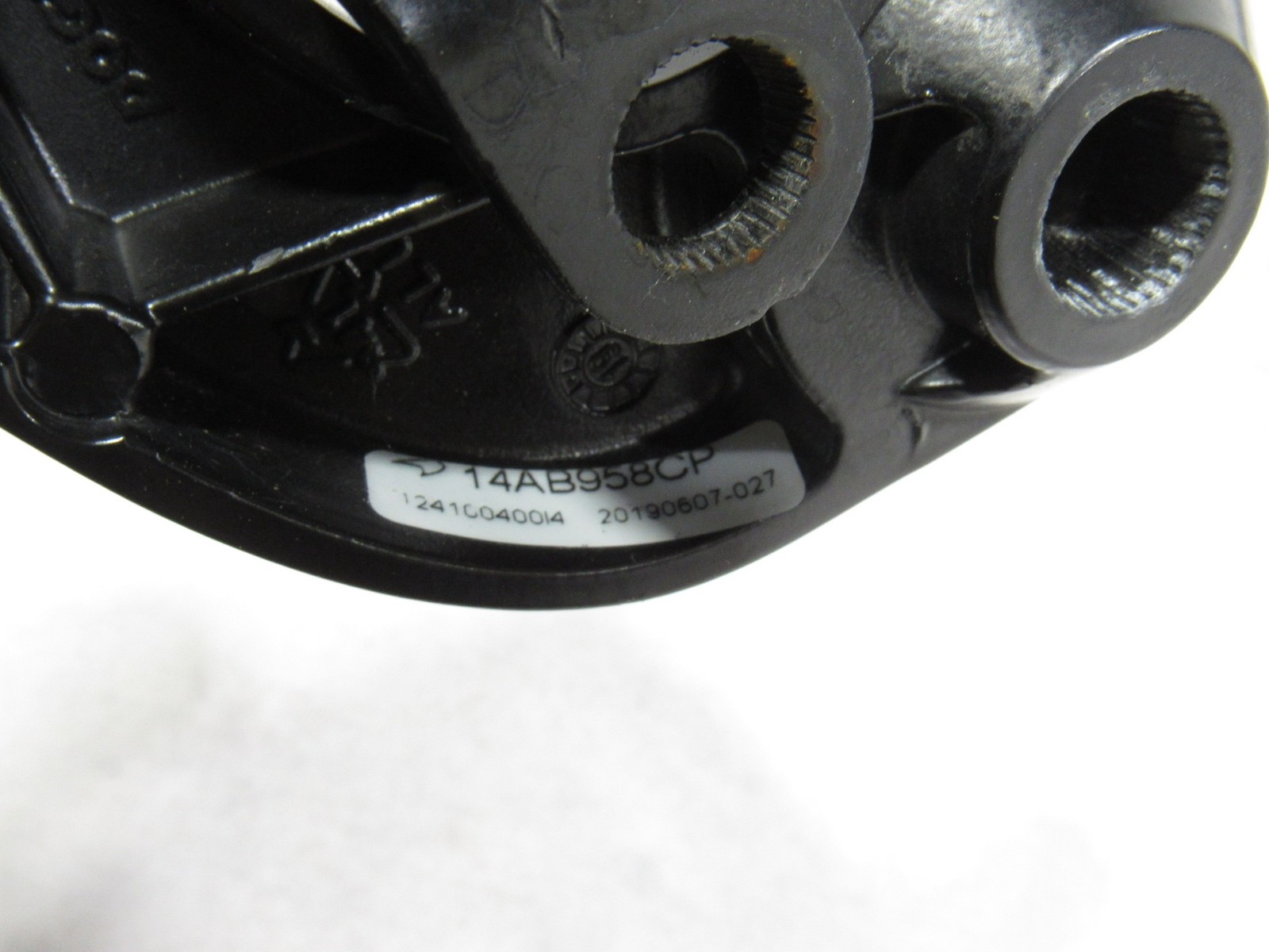 17-20 Mclaren 720S 720 2020 Front Windshield Wiper Arm Set Pair 2 PCS ;