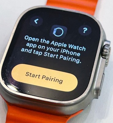 Apple Watch Ultra 2 2nd Gen 49mm Unlocked  Cellular & GPS 49mm - Titanium - LTE