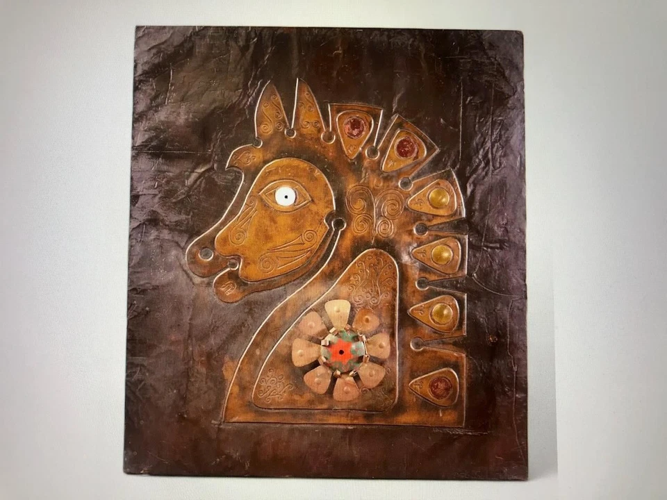 Arte de pared de metal Intaglio CABEZA DE CABALLO MEDIADOS DE SIGLO cobre y bronce sobre madera firmado Foto 2 de 4