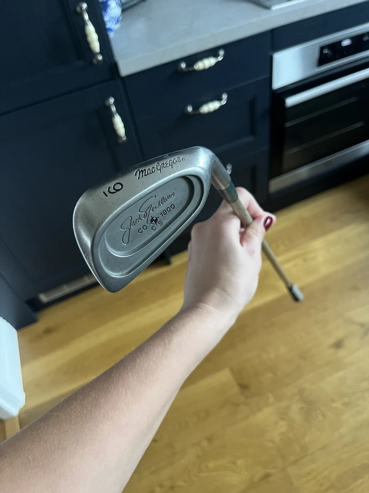 Macgregor Jack Nicklaus CG1800 #9 Iron Stiff Flex Graphite Shaft Right Handed - Image 3 of 4