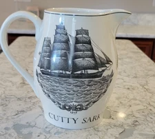 New CUTTY SARK Pitcher 1869 Scotch Whiskey Captain John Willis Old White Hat 6.5