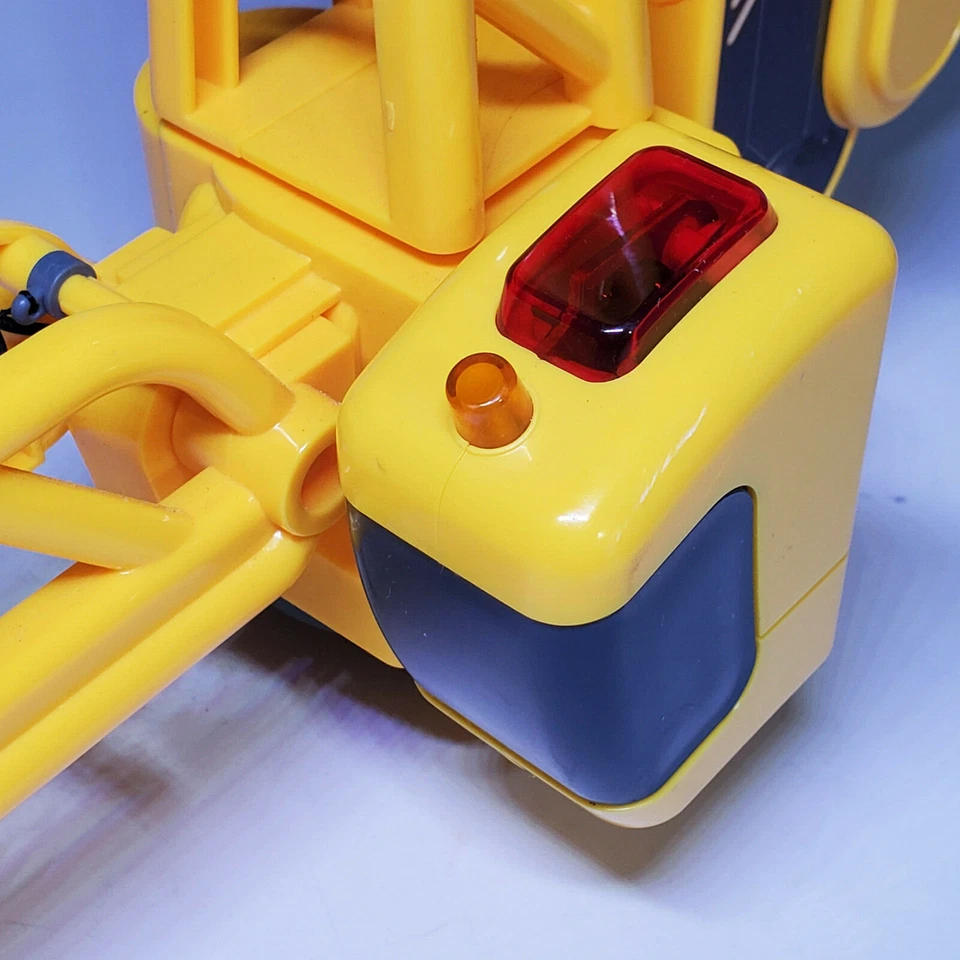 2010 Silverlit RC Yellow Crane ~27" Tall Working Light (Just Crane No Remote) - Image 3 of 4