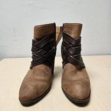 Sofft Women's Size 7.5M Leather Block Heel Ankle Boot 