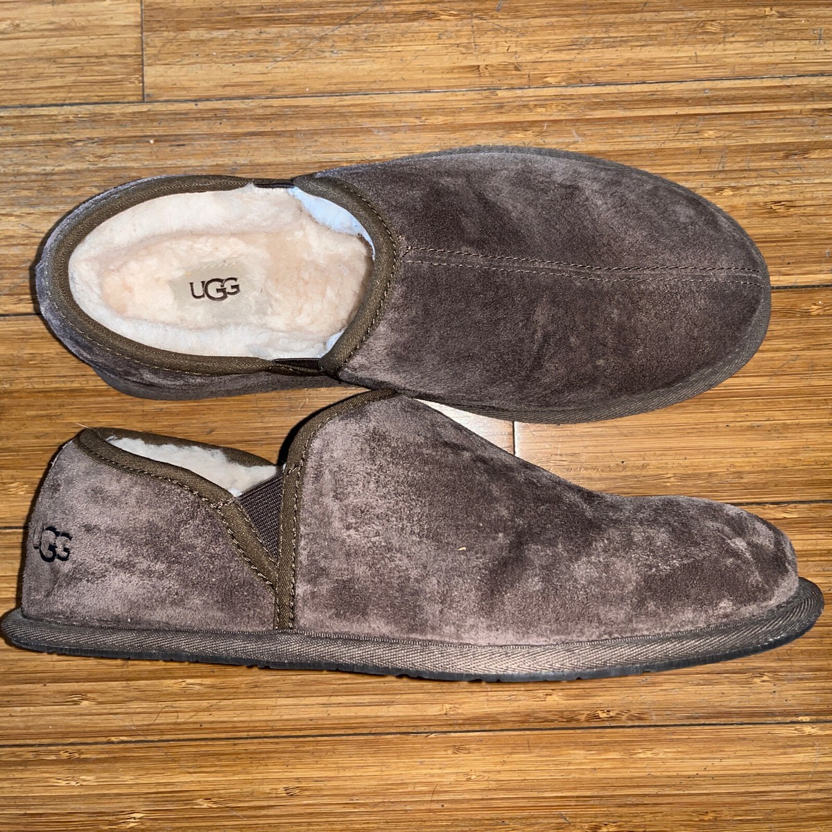Ugg Men's Scuff Romeo II Suede Sheepskin Slip-On Slippers 5650