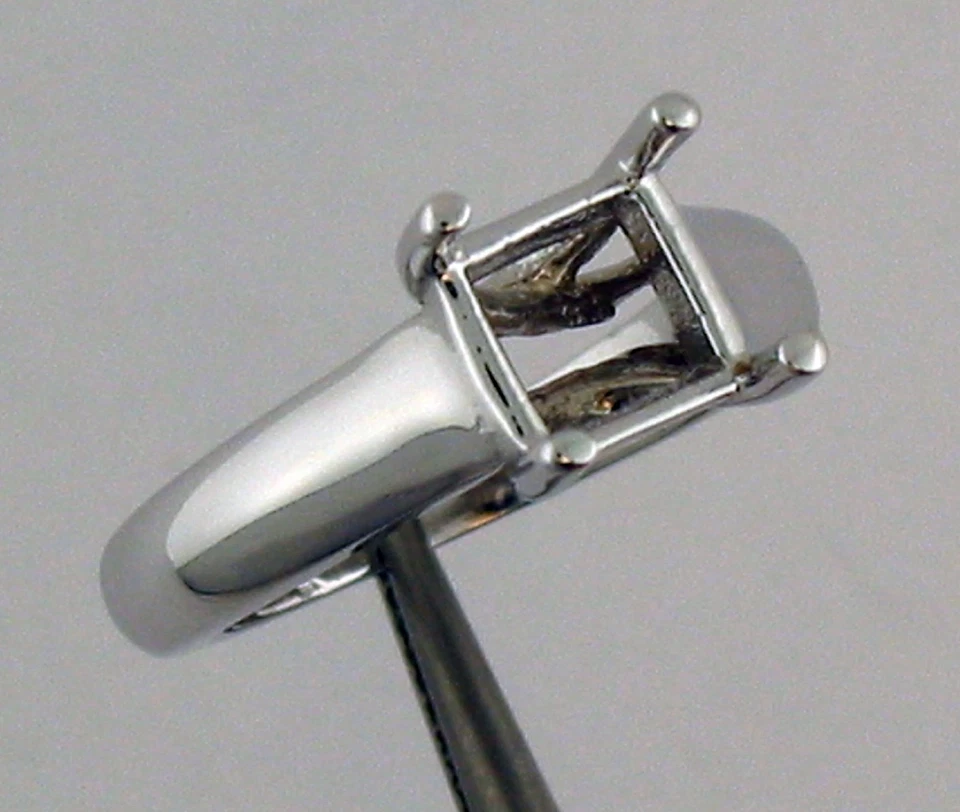 3/4CT Princess Cut  Ring Mounting 14K White Gold 5mm X 5mm  Square Cut Setting - Image 3 of 4