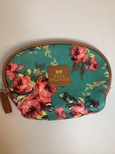 Jessica Mcclintock small floral coin zipper purse coin 7.5  X 5  