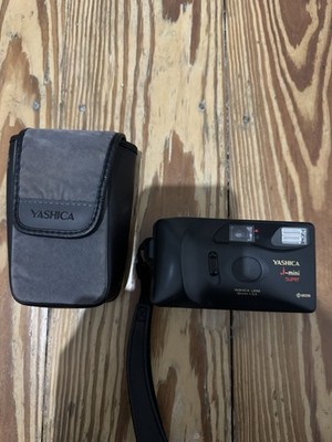 Yashica J-mini Super, Analoge Kamera, Kyocera Japan