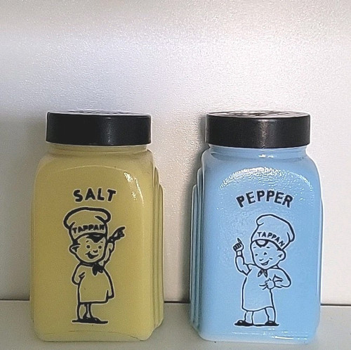 Vintage TAPPAN Chef Blue & Yellow Milk Glass Salt and Pepper Shakers