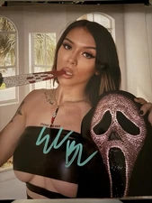 Cora Jade / Elayna Black 8x10 Metalic Auto Wwe