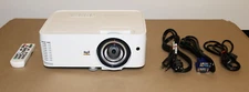 ViewSonic PS600W Short-Throw DLP Projector.3500 Lumens. 1705-1945 hours on Lamps