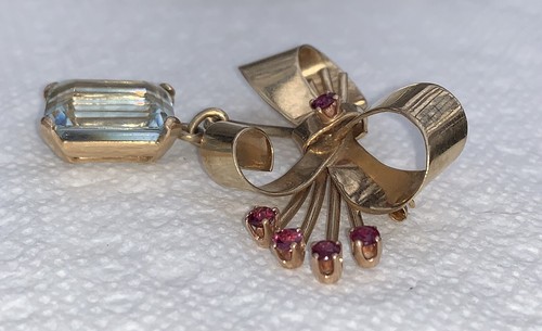 AMAZING VINTAGE 14K YG/RUBY/13 CT AQUAMARINE/DANGLE BOW PIN+APPRAISAL! - Picture 3 of 12