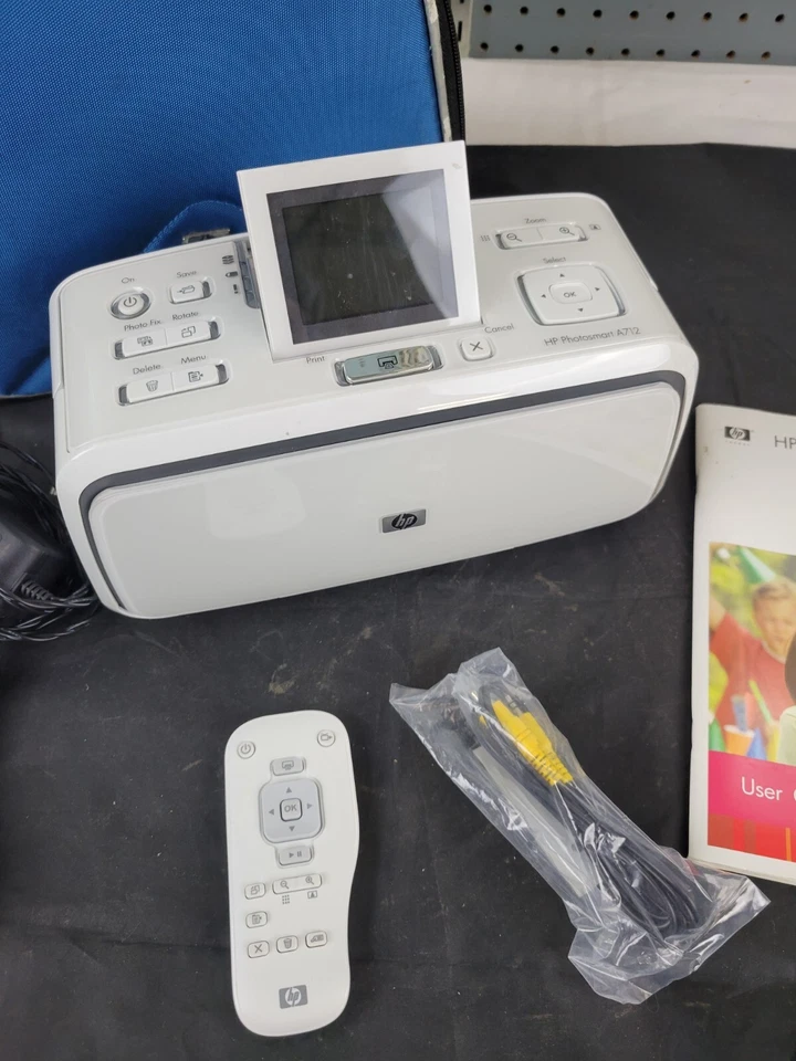 Hewlett Packard A710 Portable Printer Complete with Remote & Carry Case - Image 3 of 4