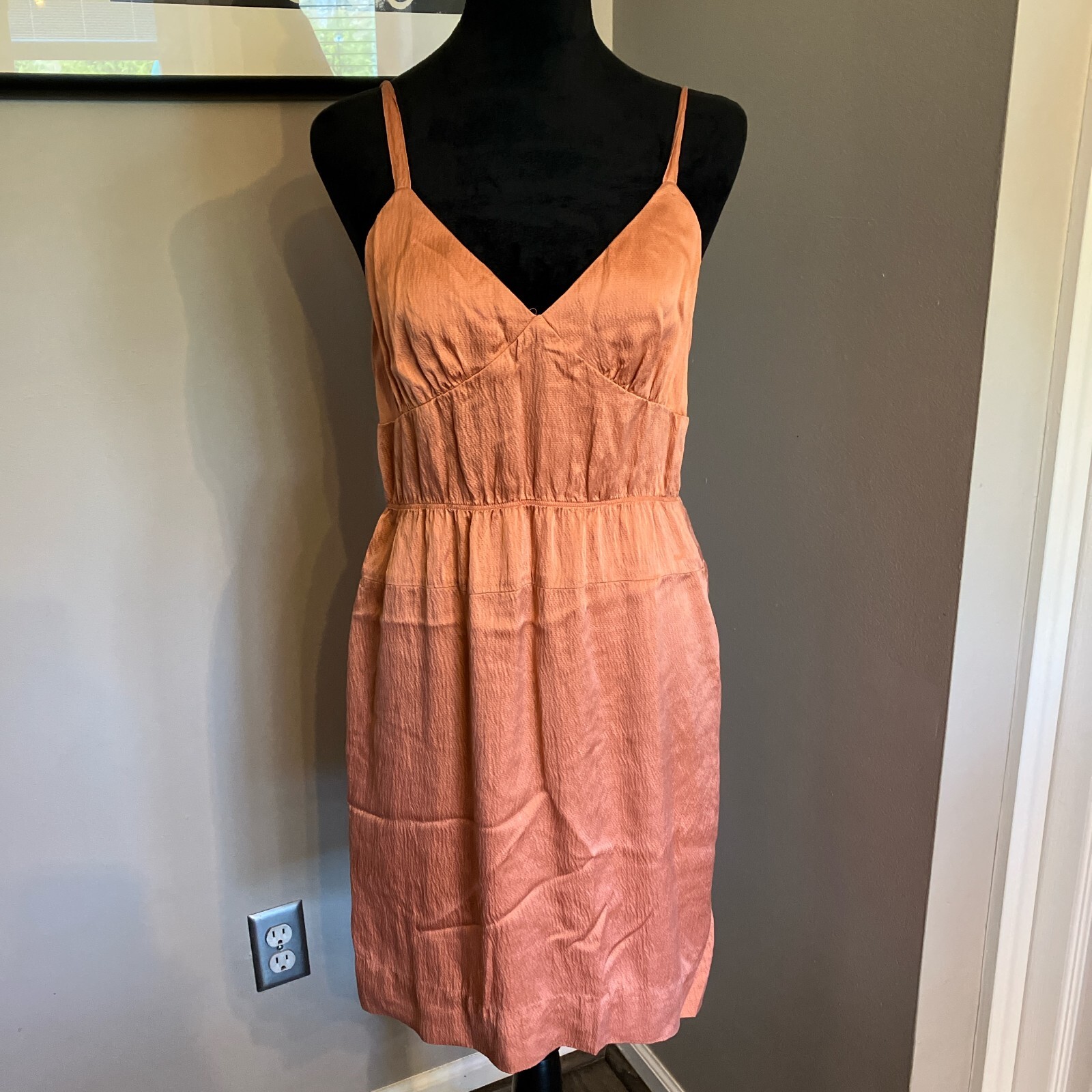 J. Crew knee length silk sweetheart neckline spaghetti strap dress peach size 4