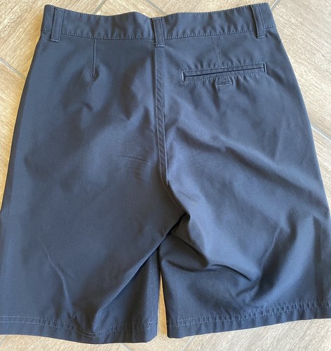 Under Armour Boys Shorts Athletic Flat Front Golf Athletic Casual Black 10 EUC - Picture 2 of 4