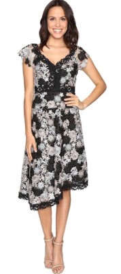 NWT NANETTE LEPORE WOMEN'S HIGH ROLLER DRESS V NECK SHORT SLEEVE BLACK 2 $598