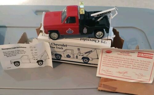 PRICED REDUCED! AMOCO STANDARD 1975 CHEVY TOW TRUCK GQ-0001 Scale Models Ertl