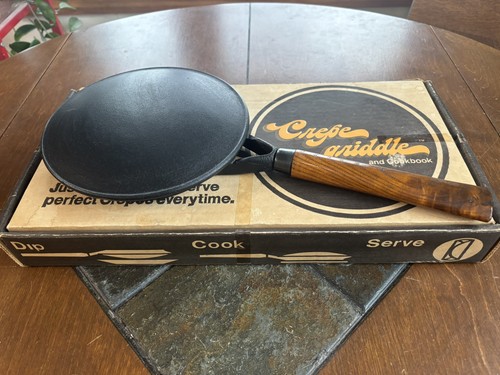 VINTAGE CREPE GRIDDLE CREATIVE COOKWARE CAST IRON MADE IN USA NIB - Picture 1 of 11