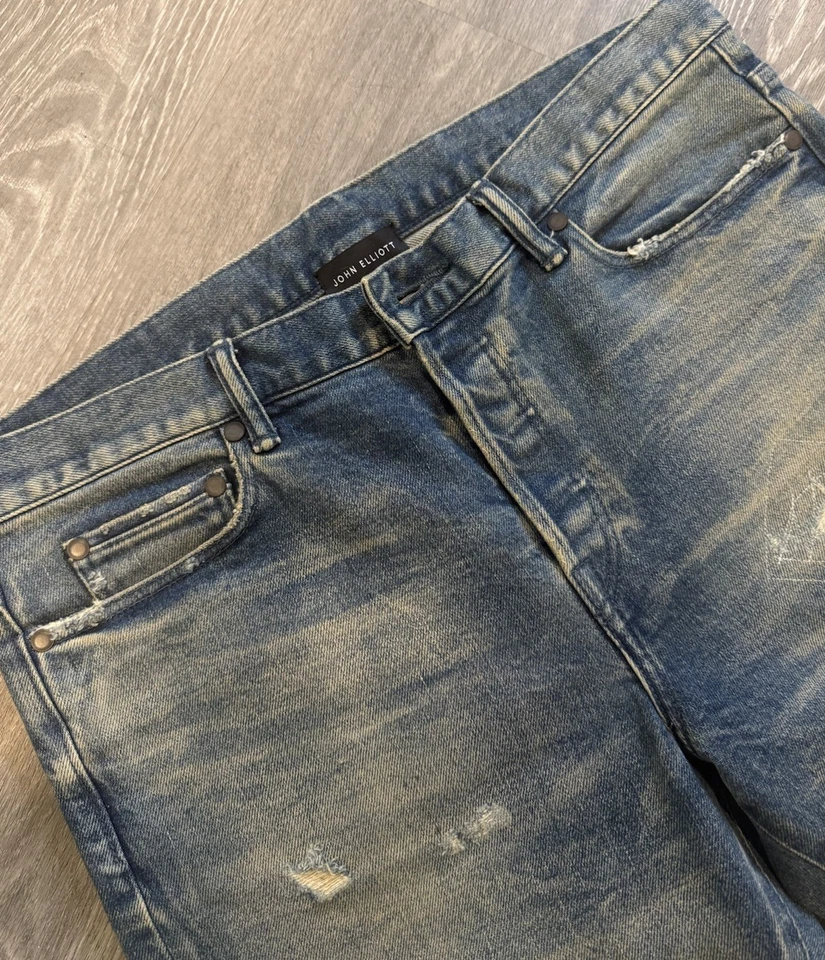 Pantalones de mezclilla para hombre John Elliott desgastados ajustados talla 32 Foto 2 de 4