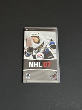NHL 07 (Sony PlayStation Portable PSP, 2006 EA Sports) Complete