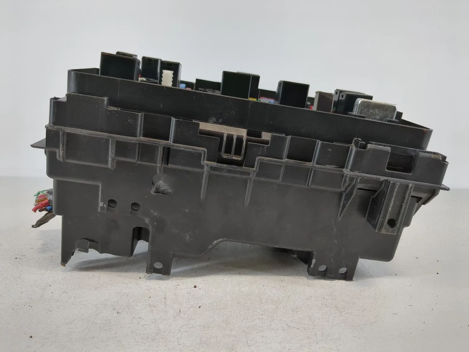 Chrysler Voyager 2020-2022 caja de fusibles caja de fusibles módulo de relé 6356-5509 TI5TS Foto 4 de 4