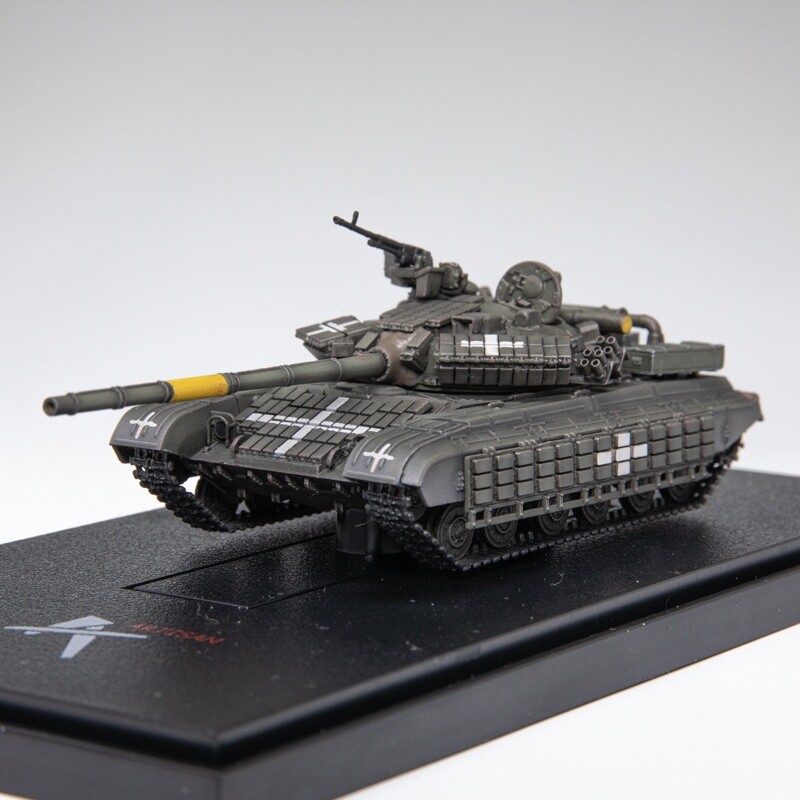 SKIF 1/35 Tank T-80UD T-64BV プラモデル ウクライナ T-80 UD 1/35 Skif Full build - YouTube