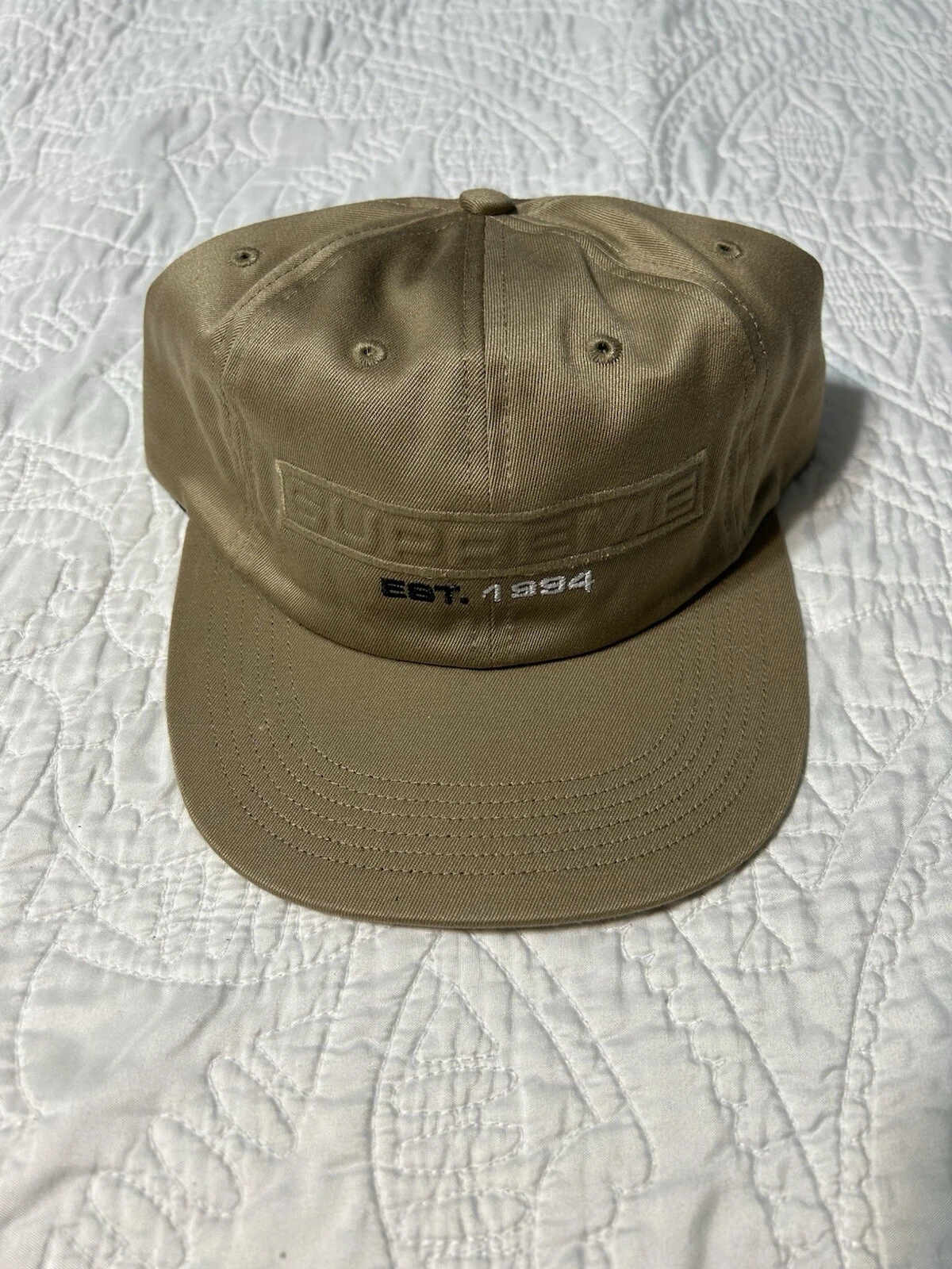 Chapeau Supreme 6 panneaux bretelles dos TAN taille unique LÉGÈREMENT UTILISÉ