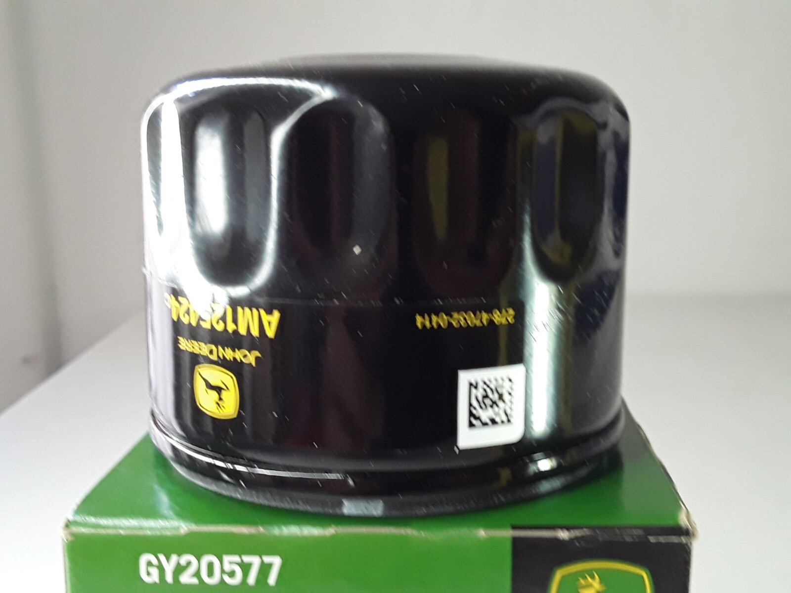 ** NEW GENUINE JOHN DEERE Oil Filter Original OEM GY20577 AM125424