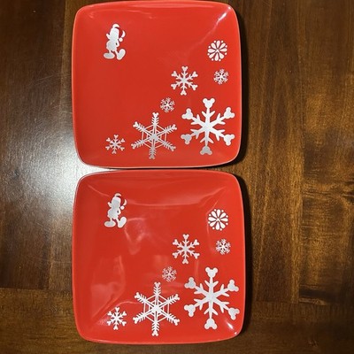 Disney Parks Mickey Mouse Snowflake Red Square Christmas Plates Set of 2