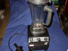 Vitamix 5200 Blender 10 Speed Motor VM0103 Black Stainless Base Only Tested