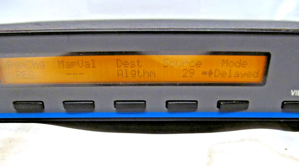 Módulo de rack procesador multiefectos Lexicon LXP 15 usado digital Foto 2 de 4